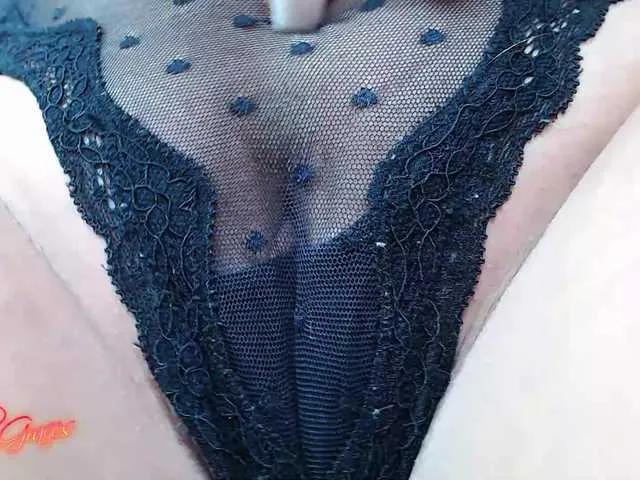 Offline -EmilyxGrasez- on BongaCams