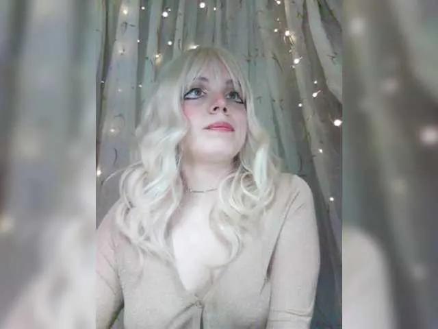Avatar of -Marcelline