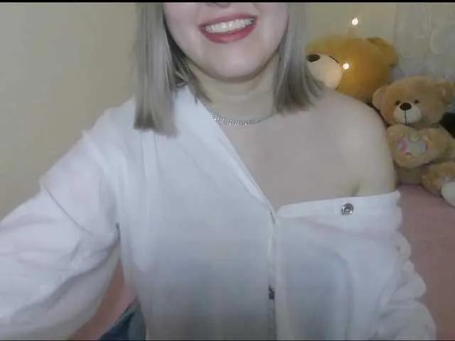 -Sweet-smile- — Freechat on BongaCams