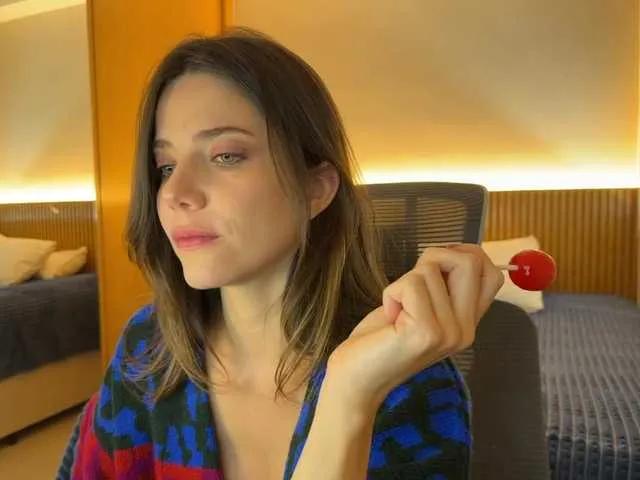 -vivilavie- on BongaCams 