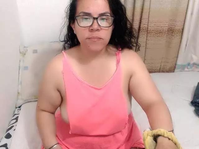 agathamiller on BongaCams 