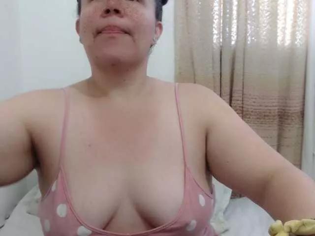agathamiller on BongaCams 