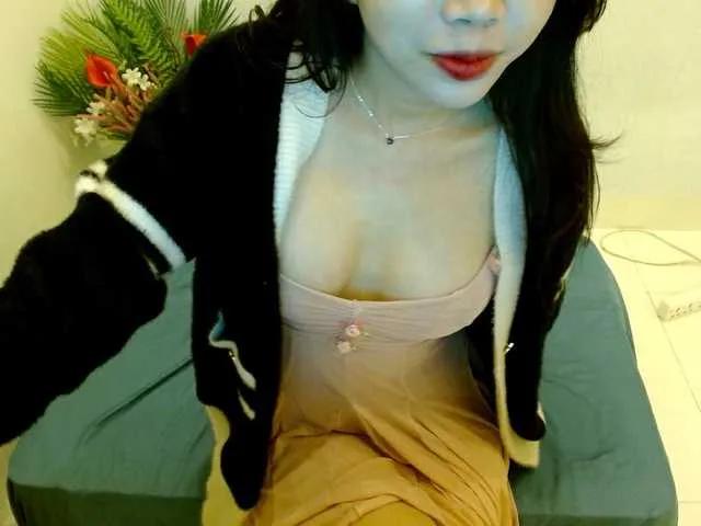 Akira102 — Guys can make my lush vibrate hard, my pink pussy will be delighted and wet !