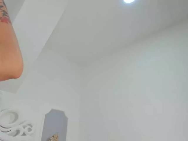 Alana-2916 on BongaCams 