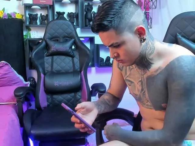 Offline alana-and-jackk on BongaCams