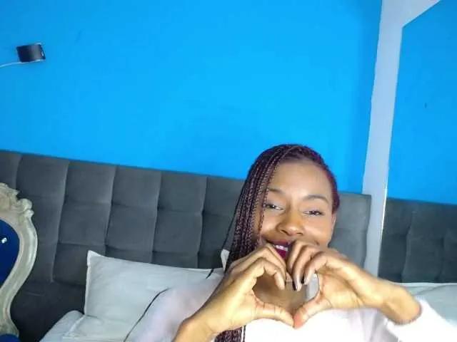 Aliis-Love- — Something that turns me on a lot is when they spank me while they&#039;re fucking me on all fours. I like sex a little rough when it comes to putting on a show. I try to enjoy it 100% with you, so that the sexual energy is felt 100%.