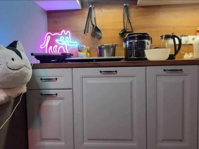 Avatar of Alisa-Cheshirovna