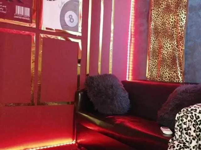 BongaCams alissa4  is Freechat  alissa4 — Special guys that makes me feel special! :*