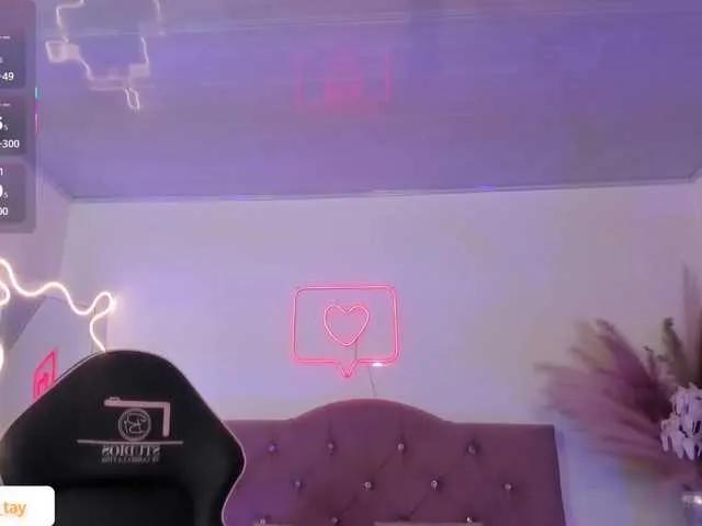 Amara-tay on BongaCams 