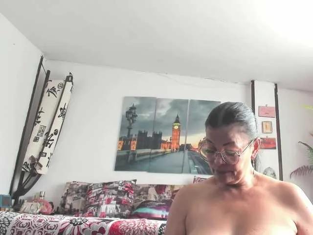 ana-mature on BongaCams 