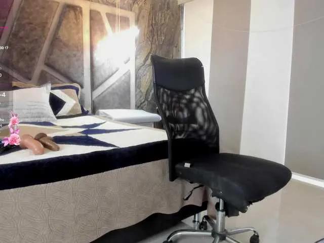 Freechat angelinafit on BongaCams