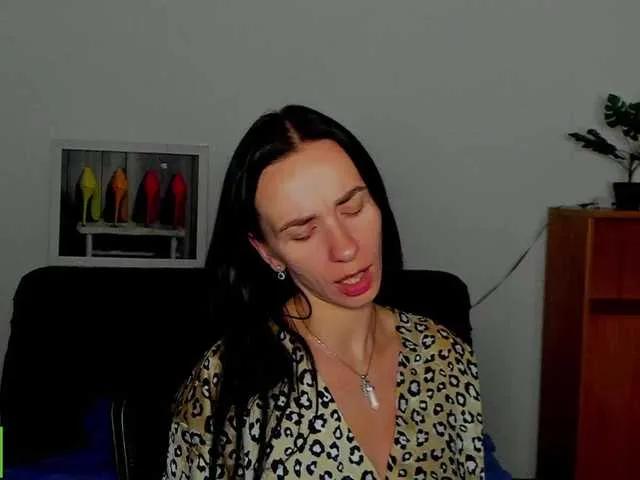 BongaCams Annakillkiss  is Freechat  Annakillkiss — It turns me on when they give me tips and tokens and they also tell me compliments
I will only communicate with polite men and guys