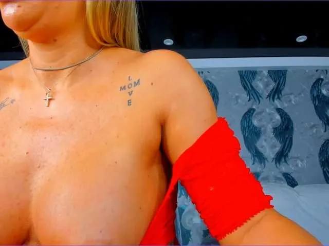 Freechat anneswhite on BongaCams
