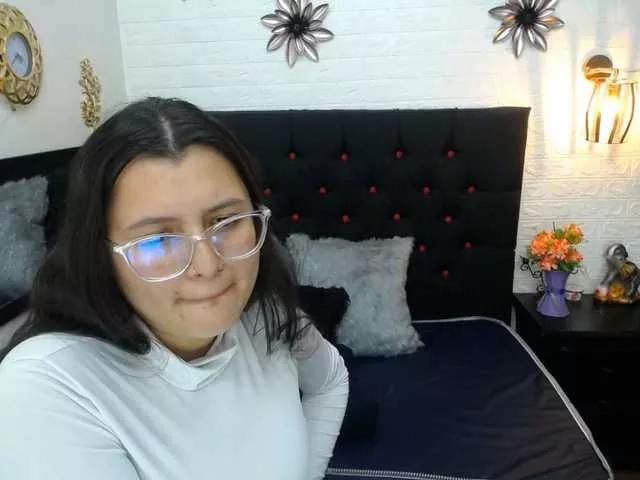 anni-jones on BongaCams 