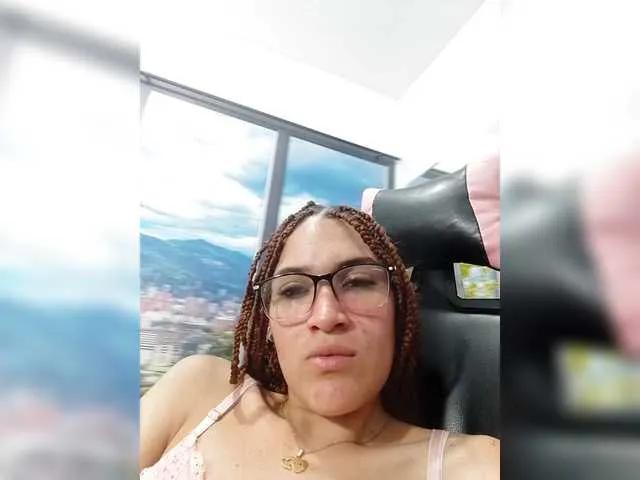 Freechat AnthonellaMarquez on BongaCams