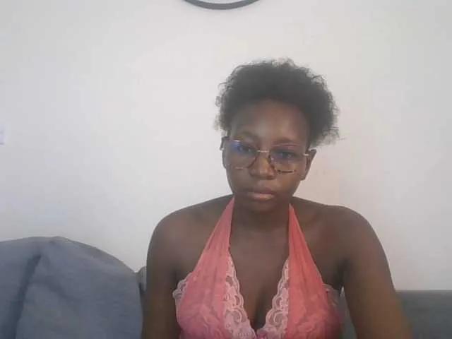 Applebottomqueen on BongaCams 