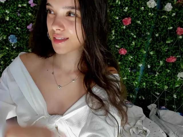 Offline BabyAylin on BongaCams
