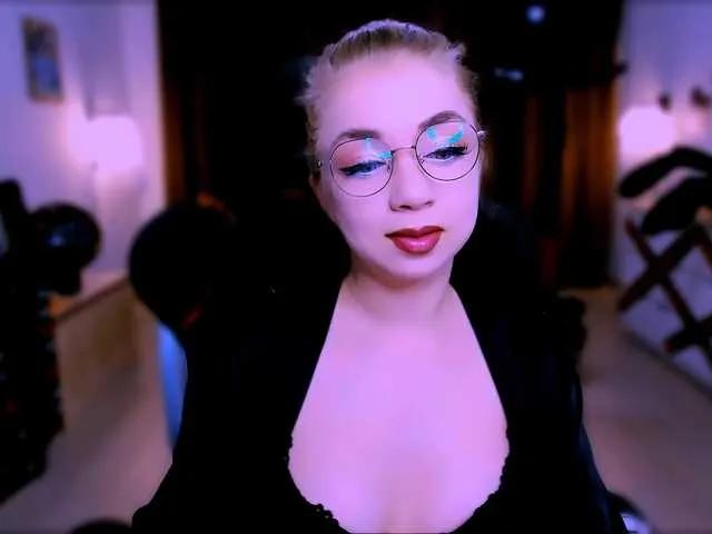 Offline BabyNicole on BongaCams