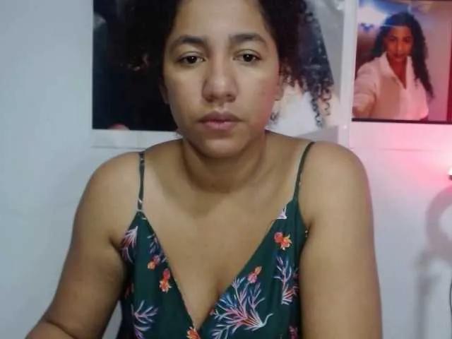 Bellacrespa on BongaCams 