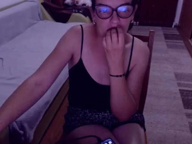 Offline bellaro on BongaCams