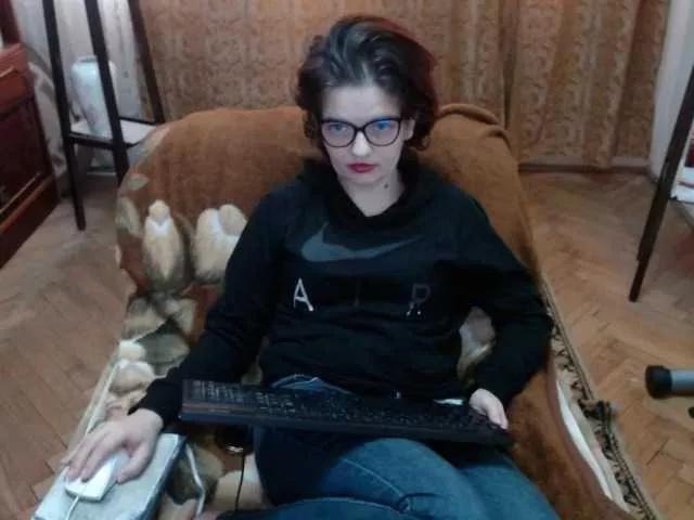 Offline bellaro on BongaCams