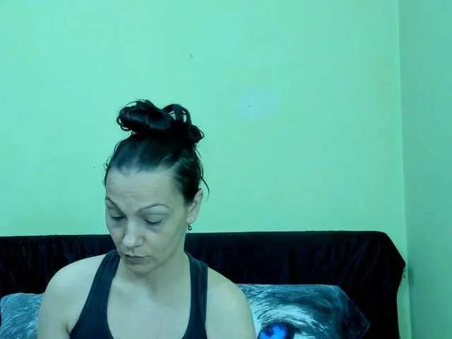 BettyVespoli on BongaCams 
