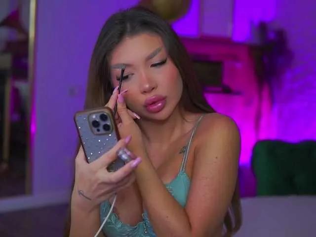 CassyeLips on BongaCams 