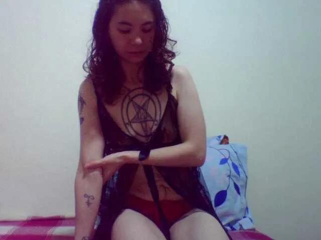 Offline Celena980 on BongaCams