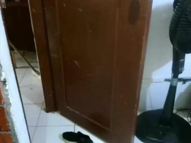 Offline charrysexy on BongaCams