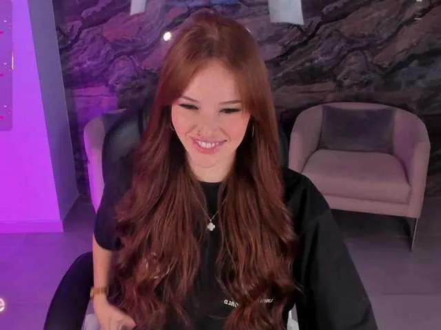 Offline CorinneRusso on BongaCams