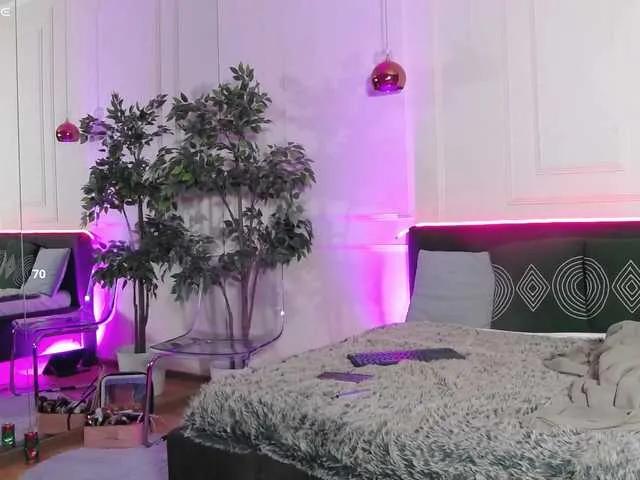 CreamyInk — Freechat on BongaCams