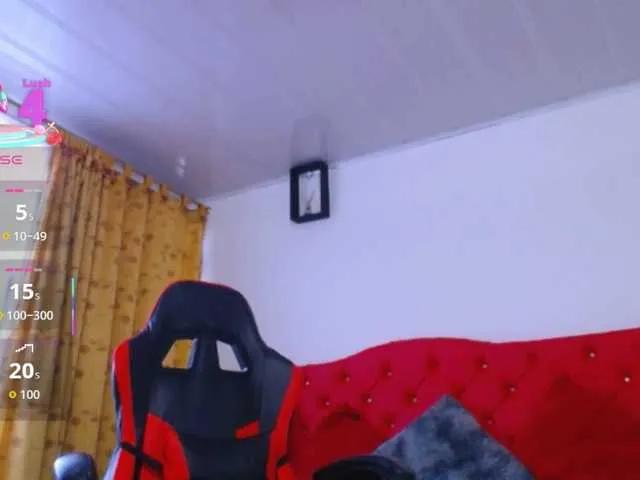 Avatar of cristal-horny19