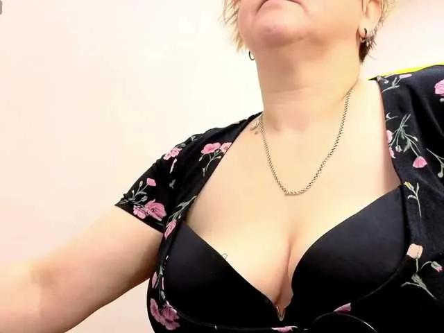 dolories on BongaCams 