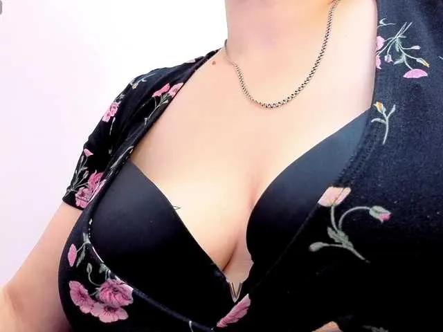 dolories on BongaCams 