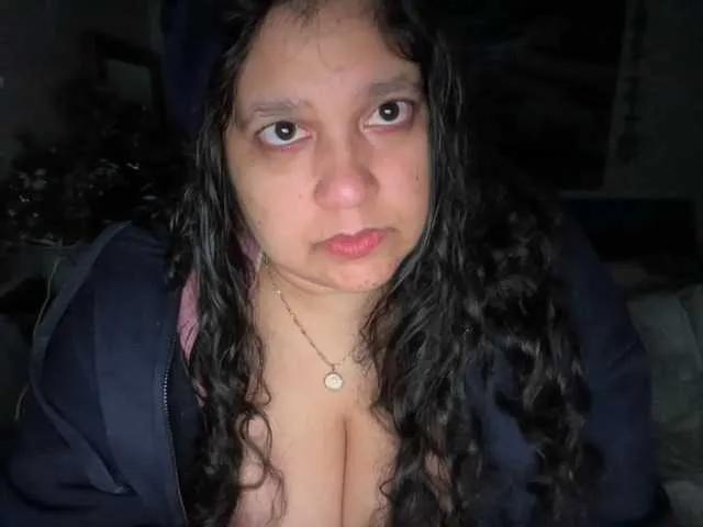 Freechat DUMBHOEMELANIE on BongaCams