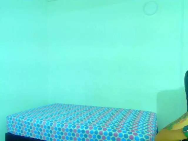 Offline emmaherby1 on BongaCams