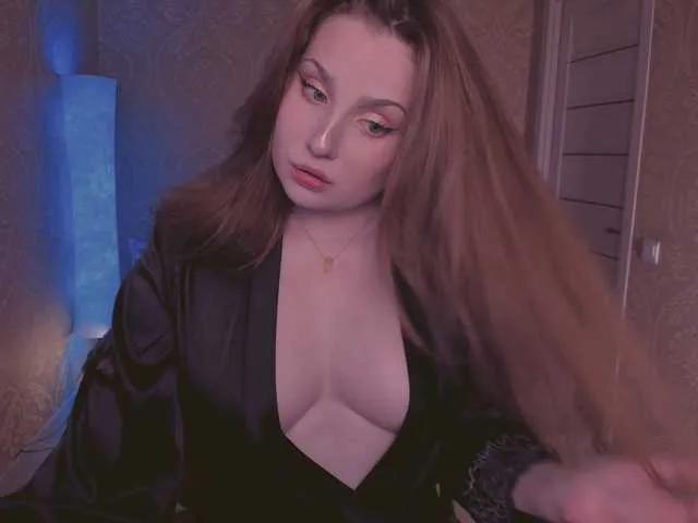 Esmeerrr on BongaCams 