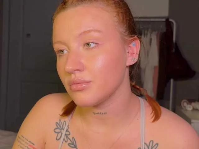 BongaCams Eva-Kisa is Freechat Eva-Kisa —  Vibrations and tenderness