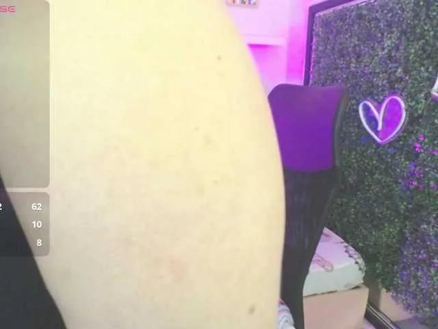 BongaCams Evelyn-mature19  is Freechat  Evelyn-mature19 — Music excites me to do it with music and a good sexy dance