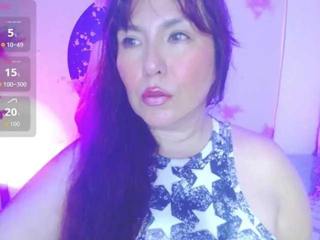 Evelyn-mature19 on BongaCams 