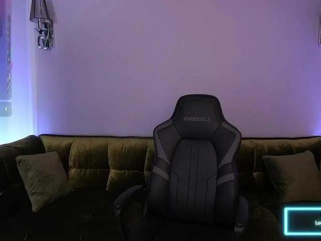 FataleNellie — Confidence and taking the lead

Deep eye contact and whispers in my ear

Compliments that give me goosebumps

Intelligence and a great sense of humor

When you tell me what you want and aren't afraid to fantasize