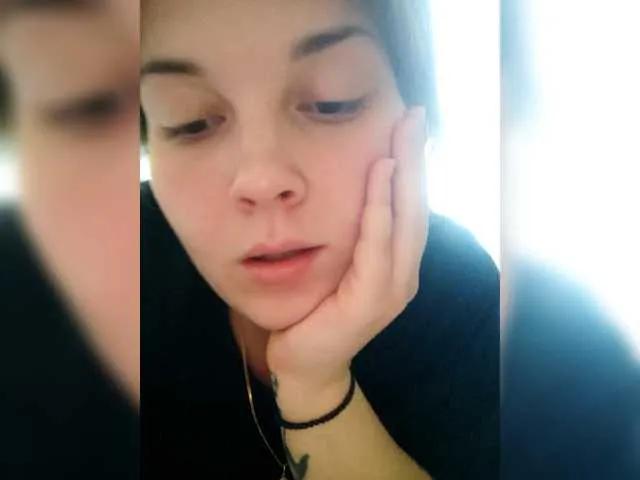 Avatar of FoxyLoVe25