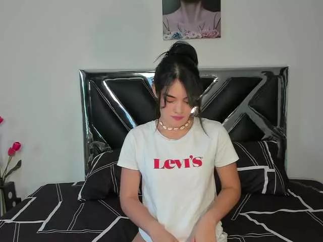 Offline GiaFerrara on BongaCams