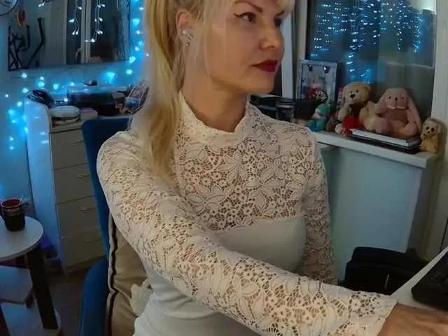 Freechat GlamourAsmr on BongaCams