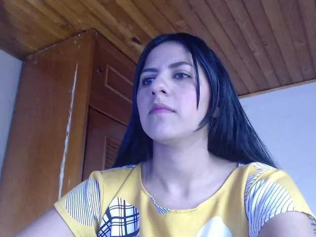 Offline hilari18 on BongaCams