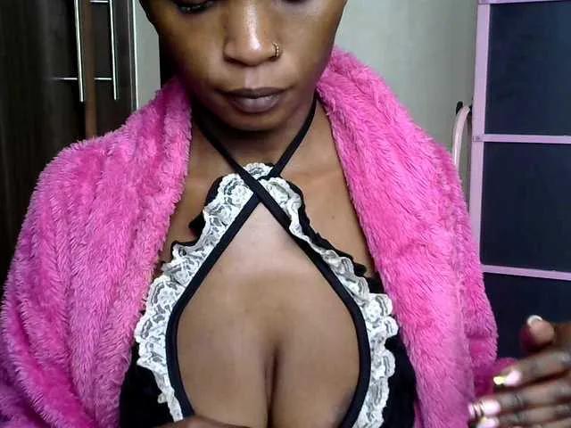 hippyshanice — Genuine connection, Deep flirtatious convos, playful banter.