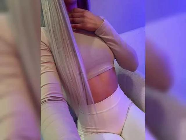 Avatar of HollyPolly111
