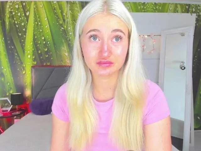 Avatar of HollyTaillor