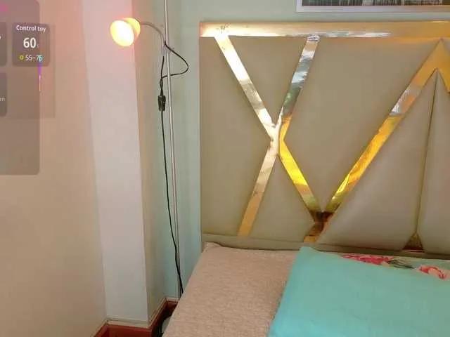 hollyvega
