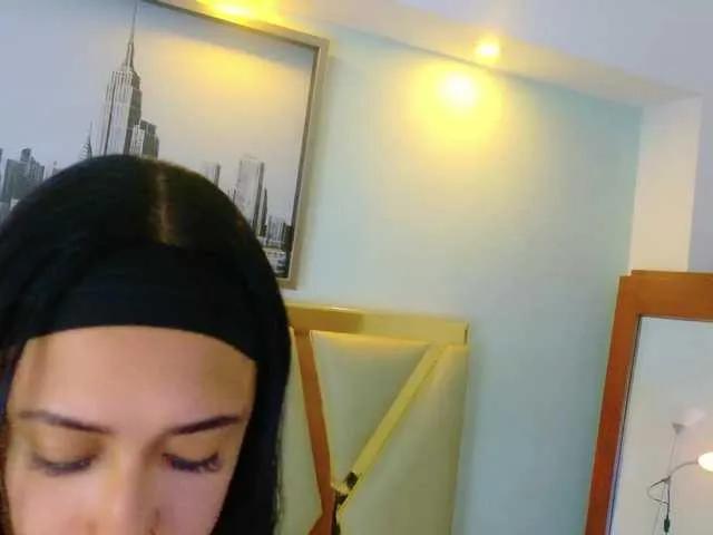 Avatar of hollyvega
